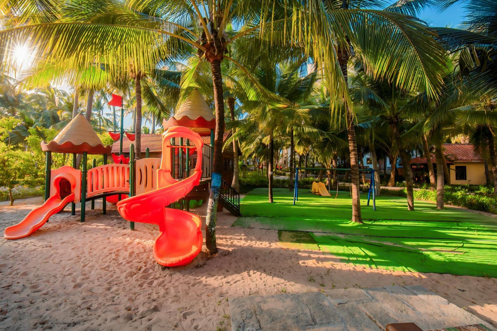 Sea Lion Beach Resort Mui Ne Exteriör bild